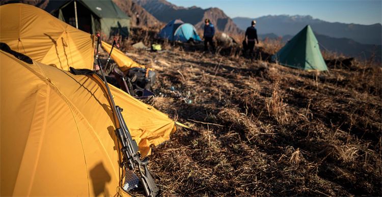 hunting tahr in the himalayas